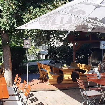 Zum Weissen Ross アパート *